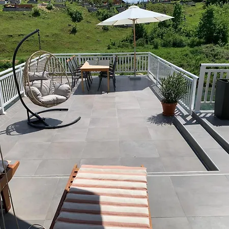 Sokograd Attic アパート *